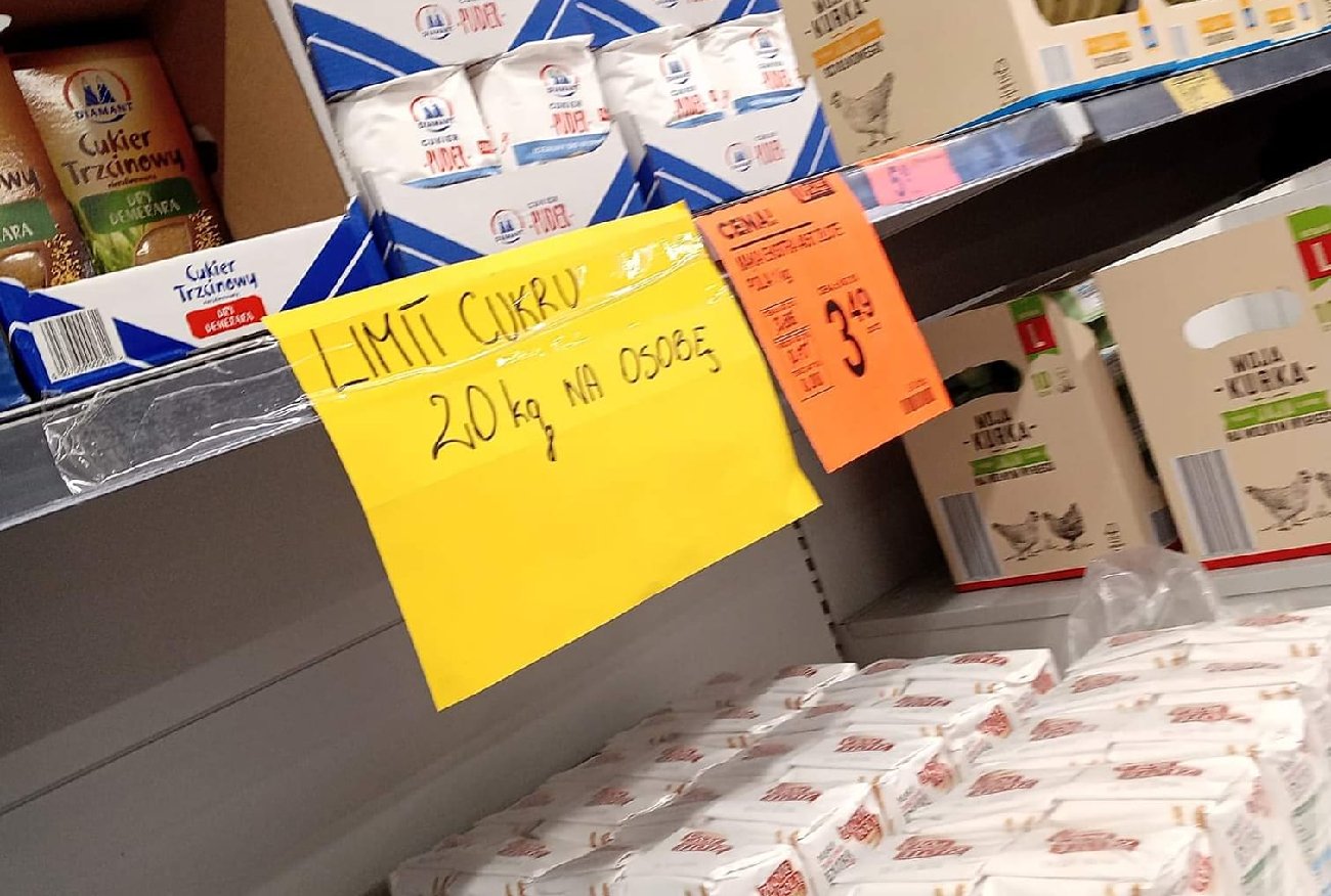 W sklepach brakuje cukru? Niepokojące relacje ze sklepów