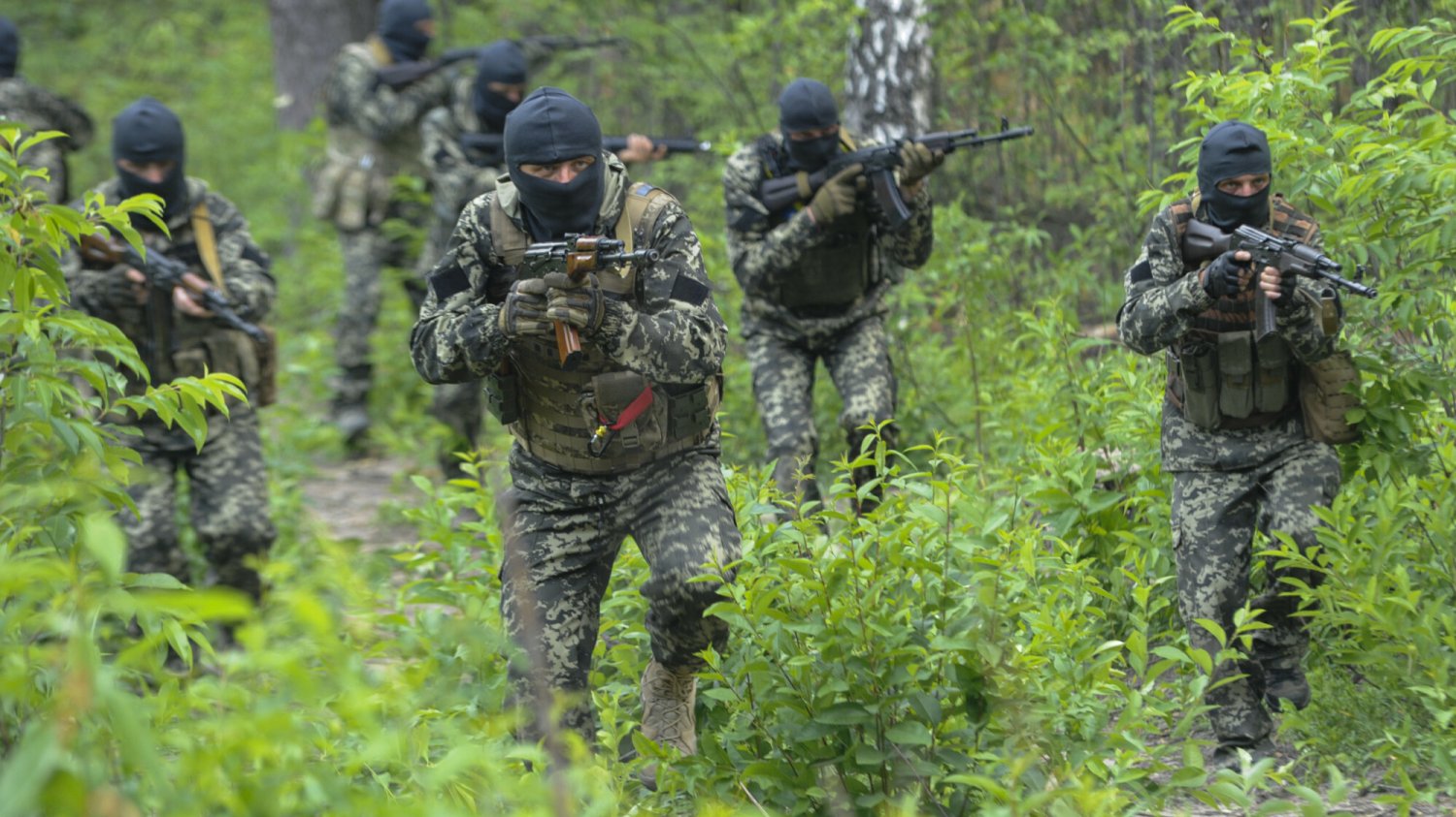 Ukraina przekłada kontrofensywę.