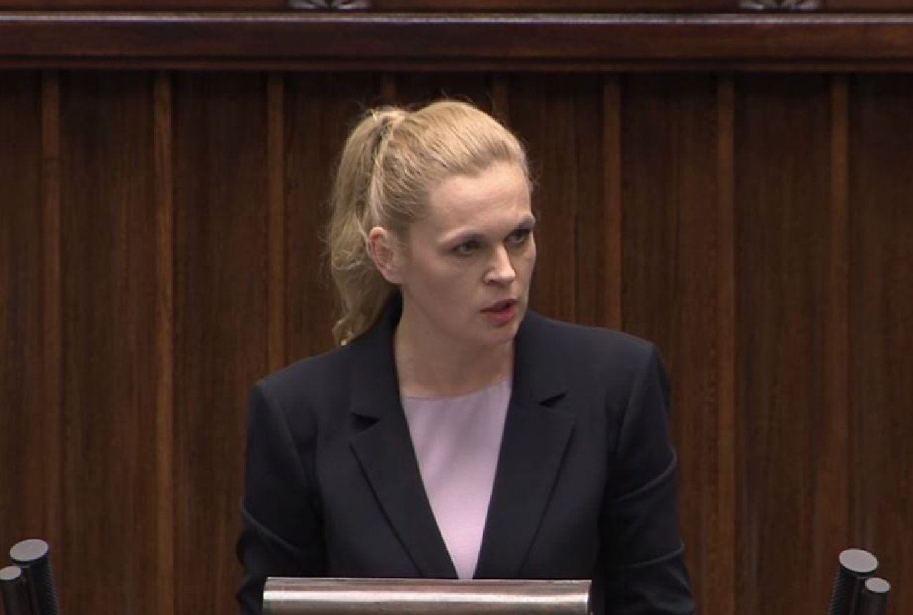 Macierewicz odpowiada na apel Nowackiej. "Nie wolno kłamać o zbrodni"