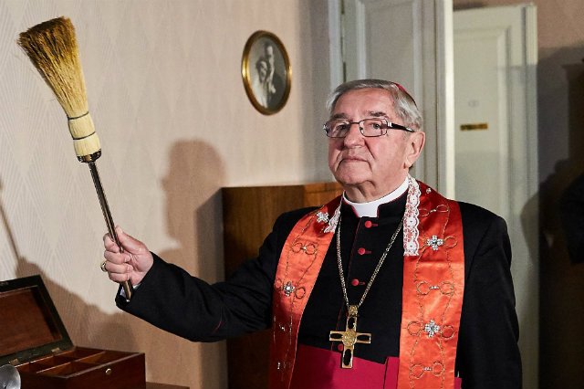 Arcybiskup Sławoj Leszek Głódź podczas poświęcenia Muzeum II Wojny Światowej