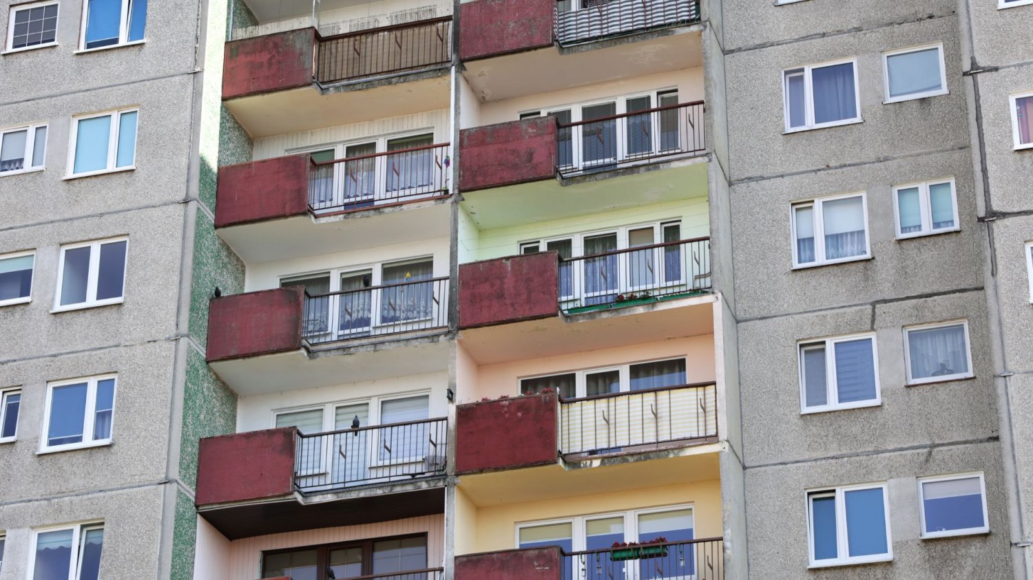 Mieszkańcy bloków z PRL, lepiej usiądźcie. Oto co mówią o przyszłości waszych domów osiedle tzw. wielkiej płyty