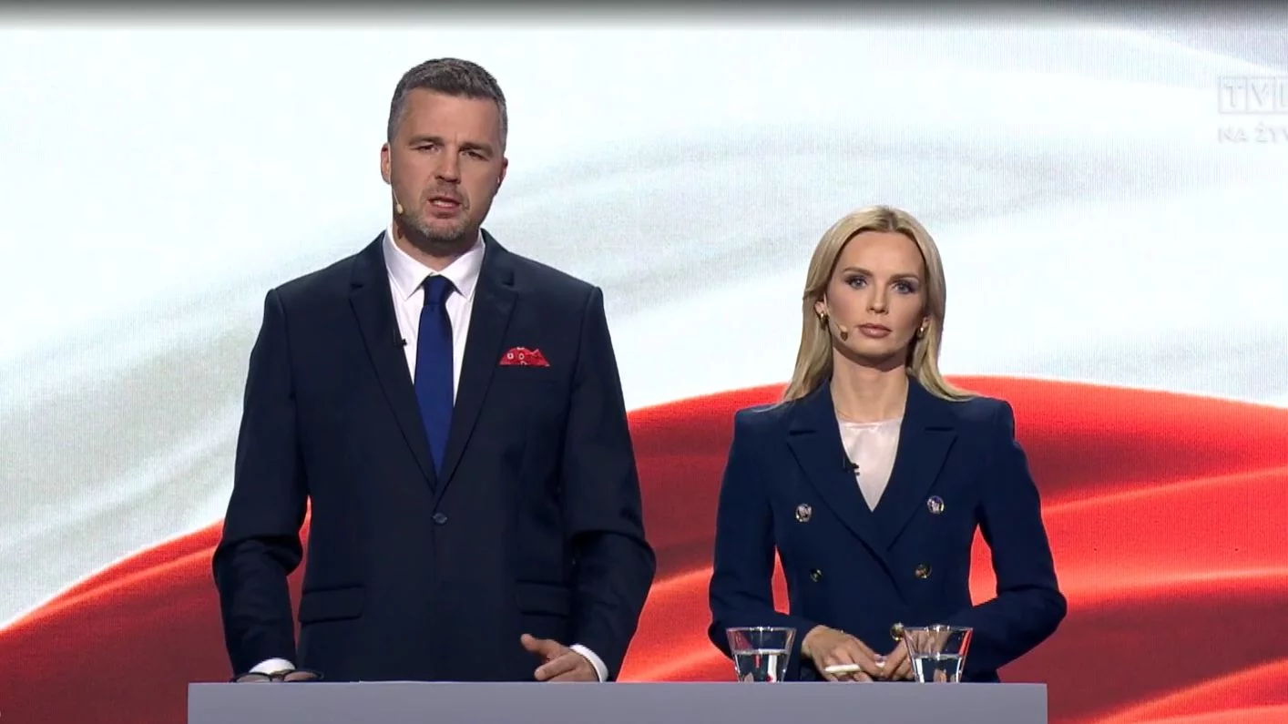 W czasie debaty pojawiła się plansza z napisem "bezrobocie", a Michał Rachoń rozpoczął mówić o... obronności.