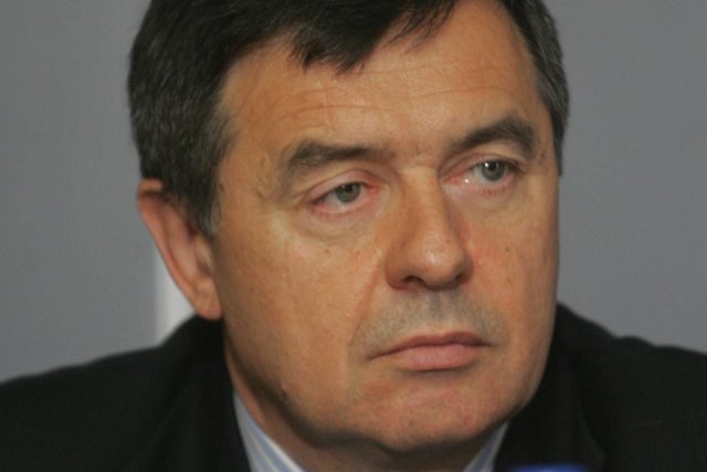 Zenon Kosiniak-Kamysz miał inwestować pieniądze u lobbysty i pośrednika w handlu bronią.