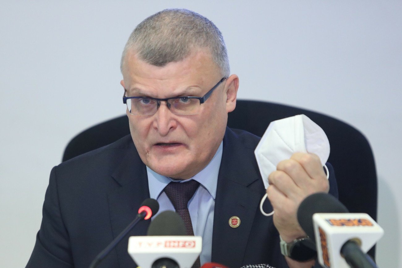Dr Paweł Grzesiowski odważnie krytykował działania rządu PiS podczas pandemii.