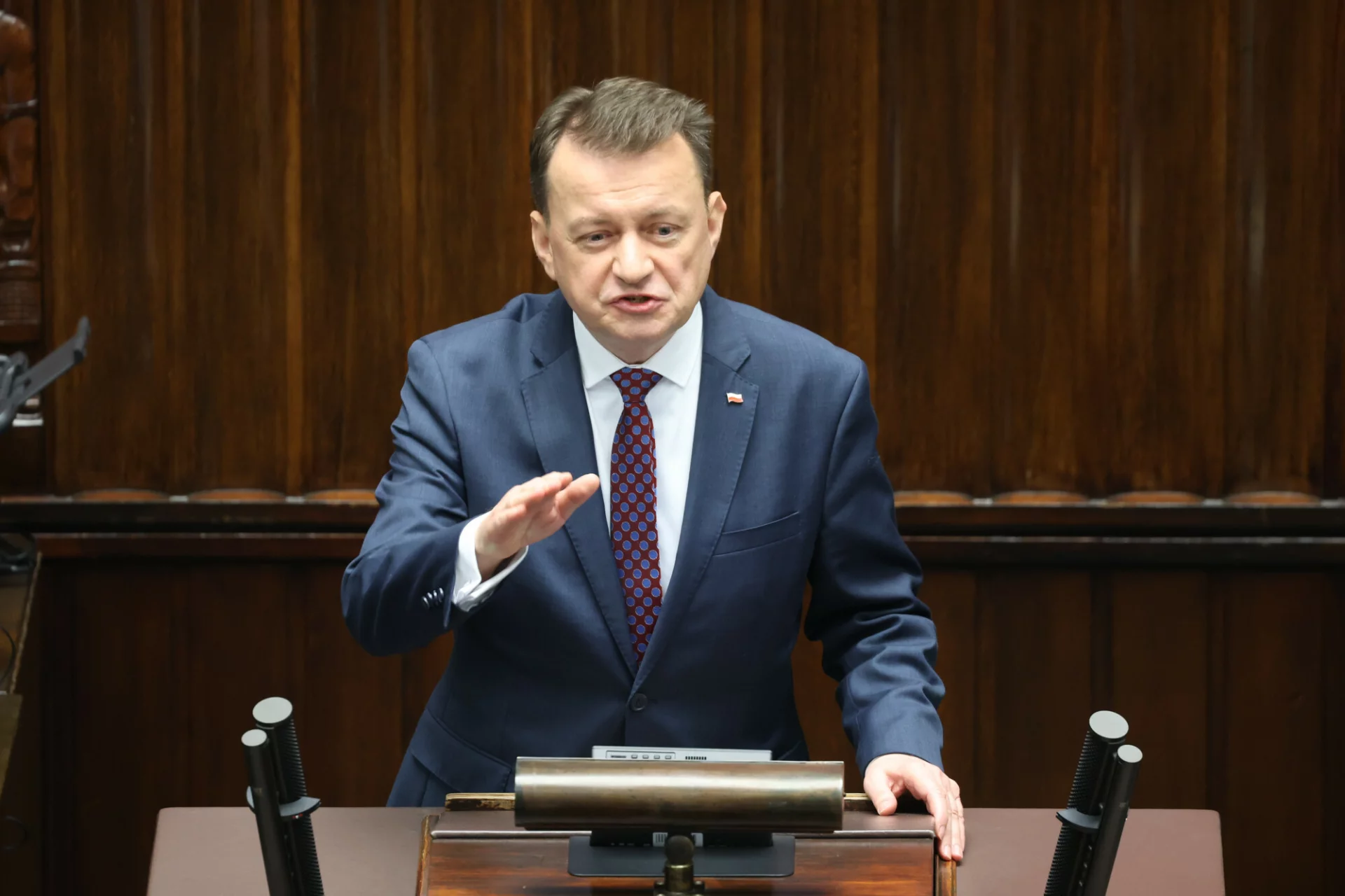 Awantura w Sejmie. Opozycja nazwała Błaszczaka "tchórzem".