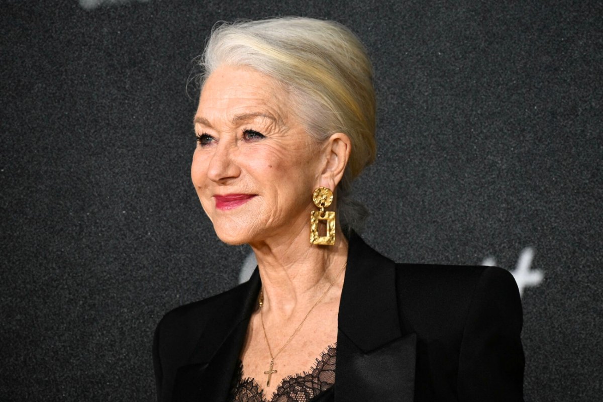 Tak Helen Mirren wyglądała w młodości. W oczach wielu widzów była i jest pięknością