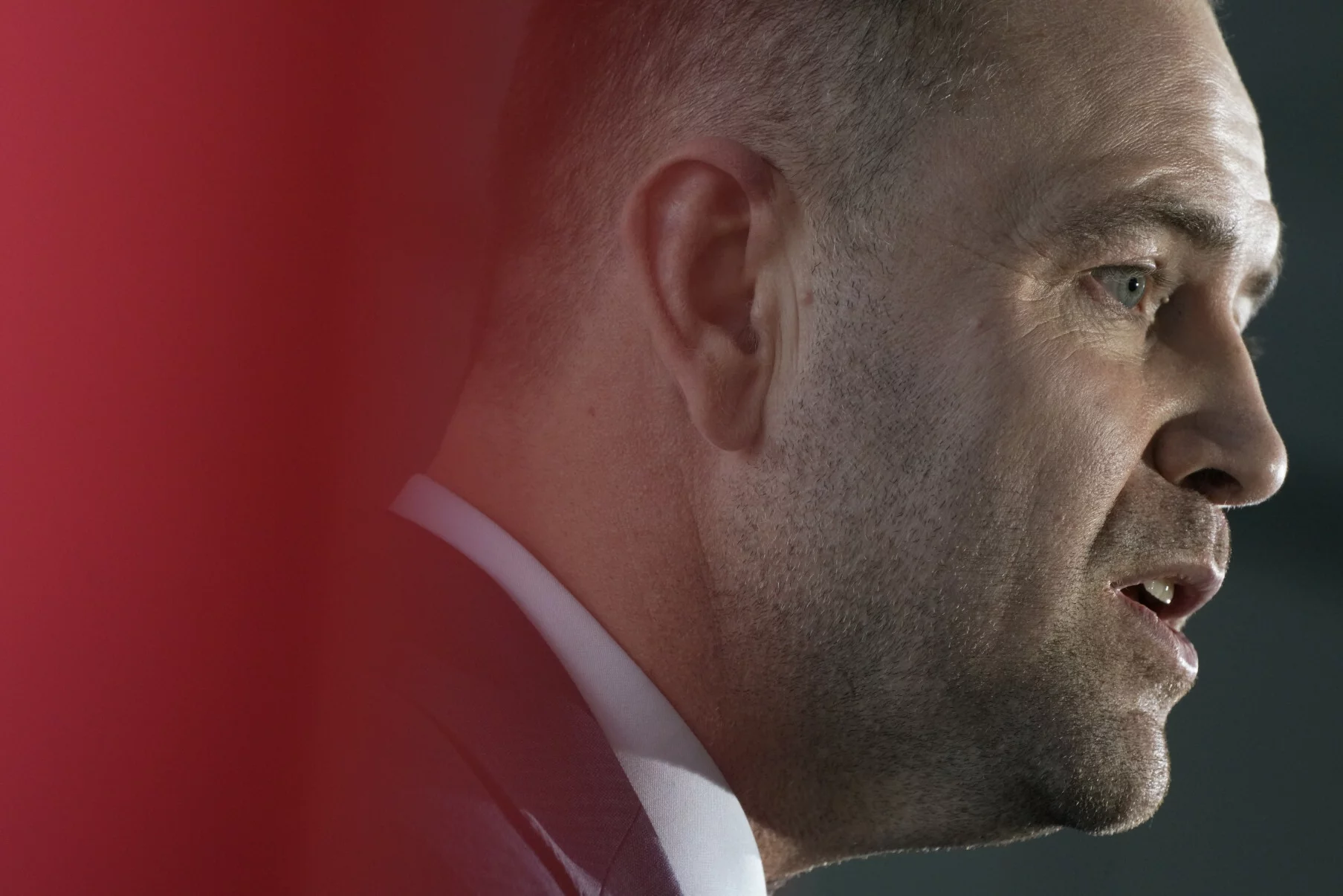 Nagłe pytanie po angielsku do Nawrockiego. Tak z tego wybrnął