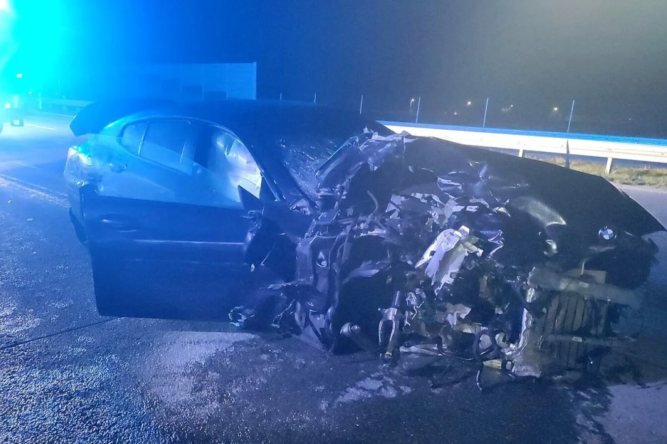 Wypadek na A1 pod Piotrkowem. Ktoś próbuje zarobić na tragedii rodziny. Na zdjęciu BMW.