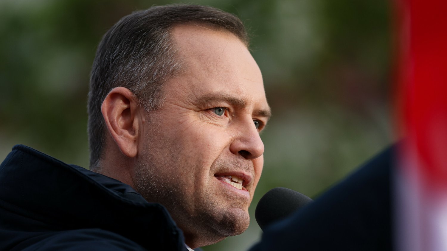 Nowe fakty ws. afery mieszkaniowej. Nerwowa reakcja sztabu Nawrockiego