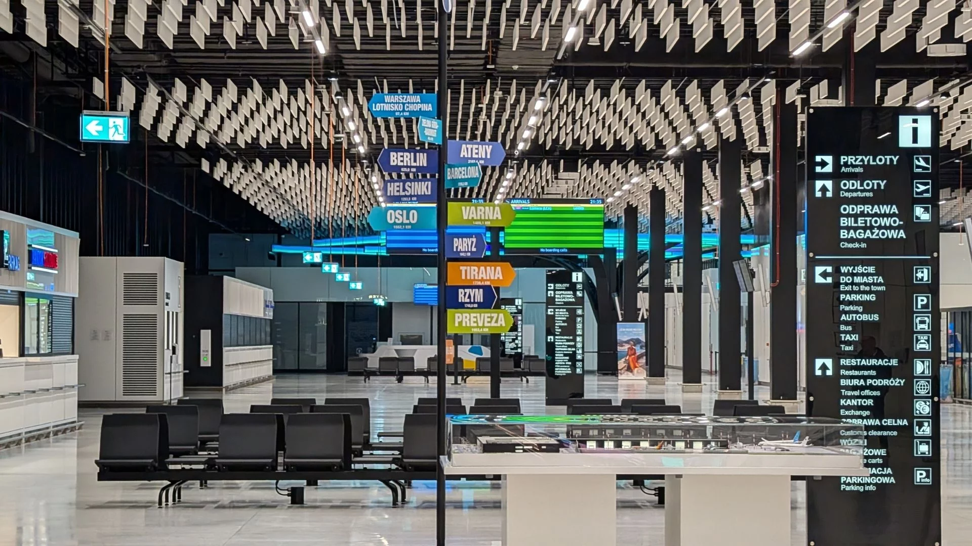 Z lotniska w Radomiu zimą regularnie tylko na jednej trasie. LOT ma inne plany