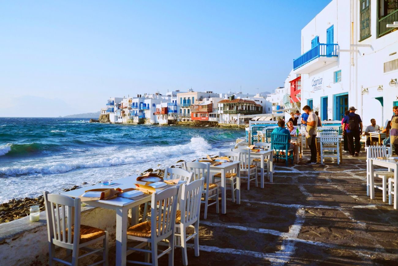 Turystyczne raje świecą pustkami w szczycie sezonu. Już znalazły winnego