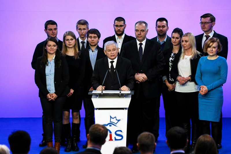 W Prawie i Sprawiedliwości nastąpiły już pierwsze zmiany posłów.