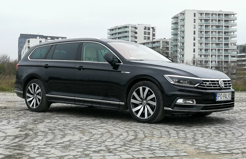 Volkswagen Passat Variant (kombi) może się podobać.