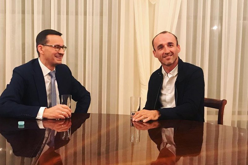 Robert Kubica na Instagramie dał do zrozumienia, że wybaczył premierowi Mateuszowi Morawieckiemu słowa o swoim wypadku.