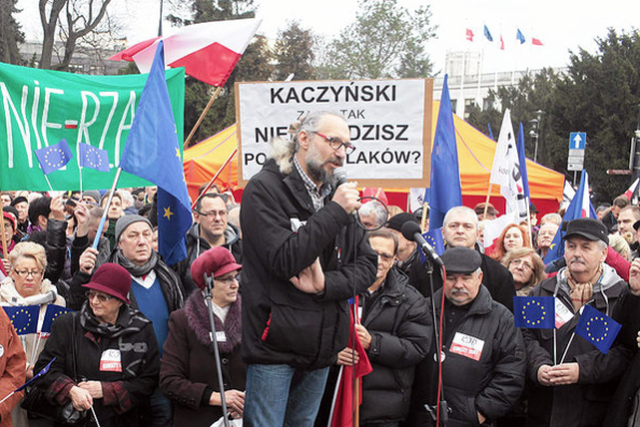 KOD posunięciem w wojnie hybrydowej Rosji?