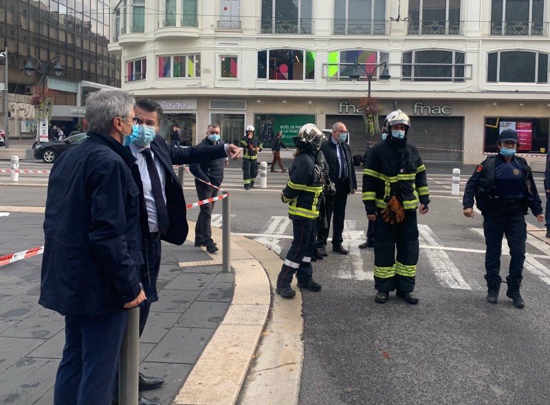 Francja: Atak nożownika przy kościele w Nicei, nie żyją dwie osoby.
