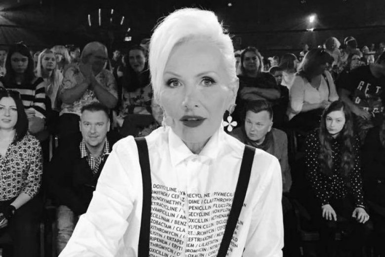 Kora zmarła 28 lipca we wsi Bliżów na Roztoczu. Miała 67 lat.