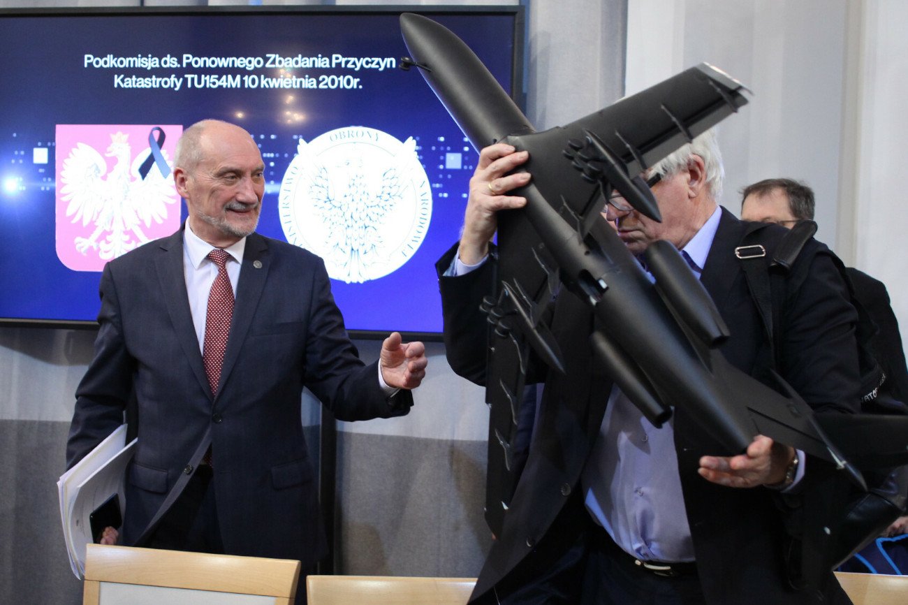 Prezentacja raportu technicznego podkomisji badającej katastrofę smoleńską. Warszawa, 11 kwietnia 2018