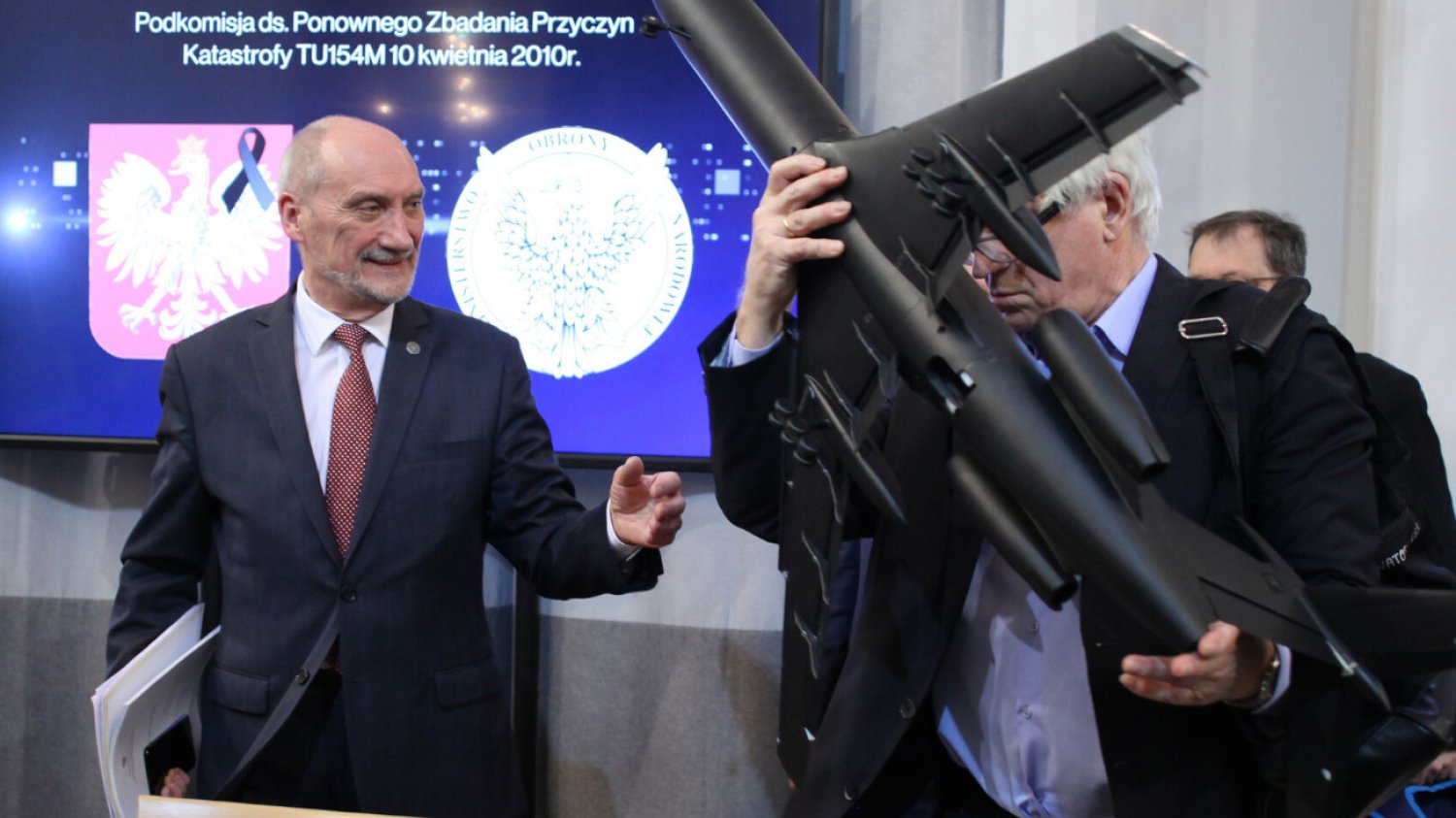 Prezentacja raportu technicznego podkomisji badającej katastrofę smoleńską. Warszawa, 11 kwietnia 2018