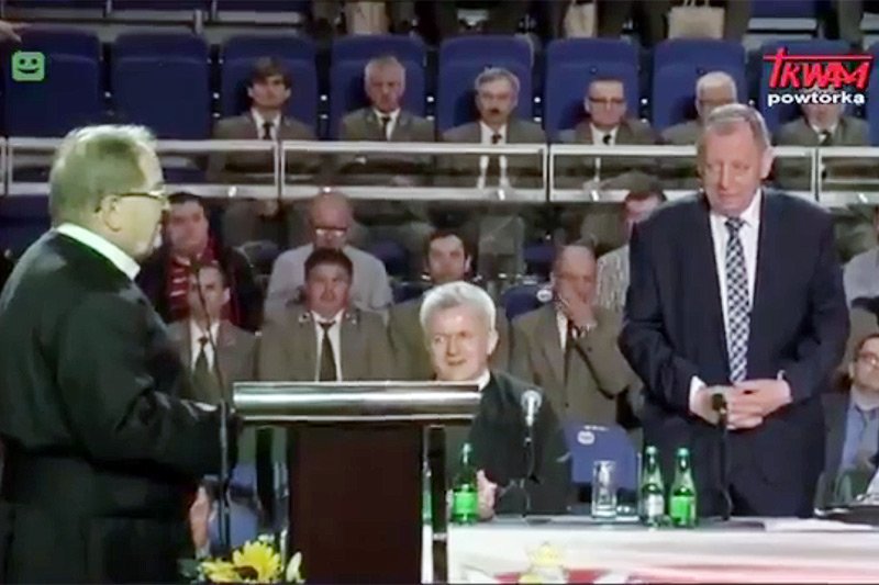 22-sekundowe nagranie z o. Tadeuszem Rydzykiem i ministrem środowiska Janem Szyszką wiele tłumaczy o polskiej polityce.