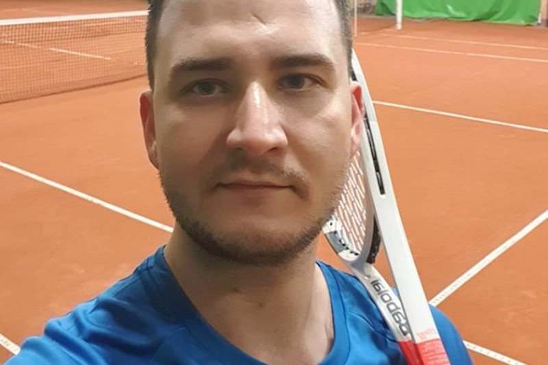 Bartłomiej Misiewicz zrzucił w areszcie 25 zbędnych kilogramów.