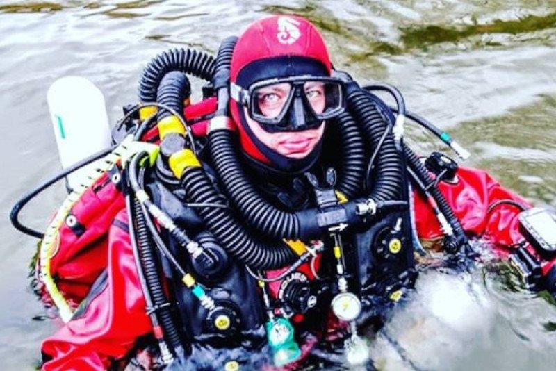 Marcel Korkuś trafił na listę rekordów Guinessa po tym, tak zanurkował w najwyżej położonym zbiorniku wodnym na świecie.