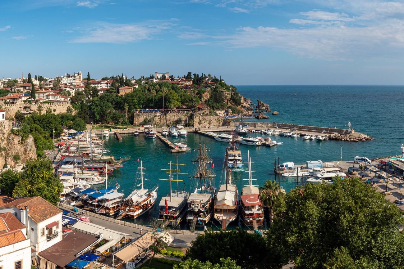 Antalya to więcej niż mekka all inclusive. Do Turcji warto polecieć także jesienią i zimą