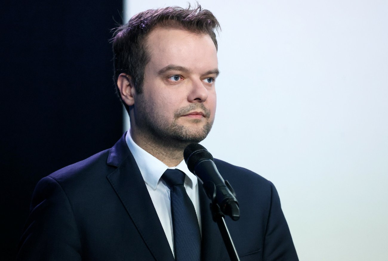 Rzecznik PiS apeluje do policji ws. Wąsika i Kamińskiego. "Nie mają prawa".