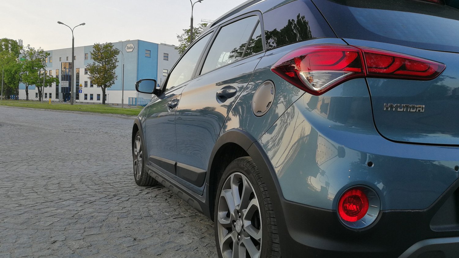 Hyundai i20 Active to lekko "utwardzona" wersja zwykłej i20-tki.