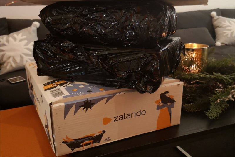 Rekordziści potrafią zamówić nawet 40 rzeczy np. z Zalando. Czy to już uzależnienie?
