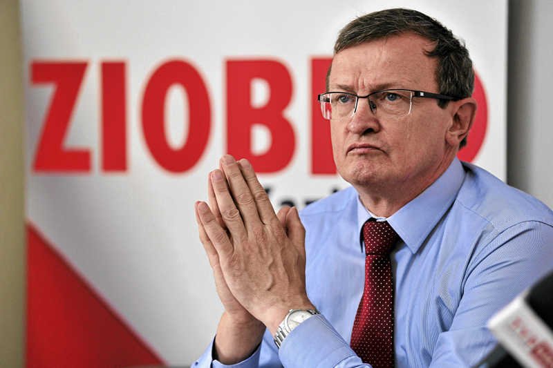 Tadeusz Cymański ostro atakuje PiS, ale nie wyklucza stanowczo współpracy, powrotu do partii.