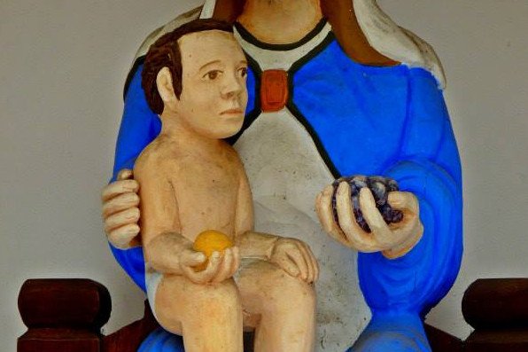 Nietypowa figurka Jezusa... Czy kogoś wam nie przypomina?