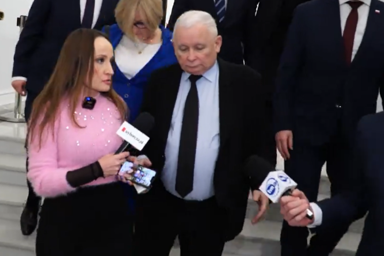 Kaczyński uciekał przed dziennikarką w Sejmie. Oto jak zareagował na pytanie "Wyborczej"