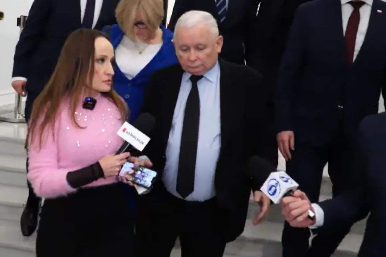 Kaczyński uciekał przed dziennikarką w Sejmie. Oto jak zareagował na pytanie "Wyborczej"
