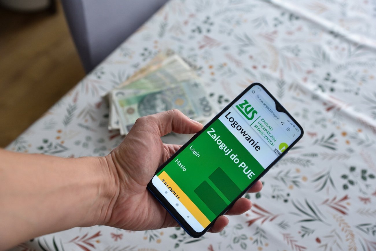 Waloryzacja emerytur w 2025 r. Na jakie podwyżki mogą liczyć seniorzy?