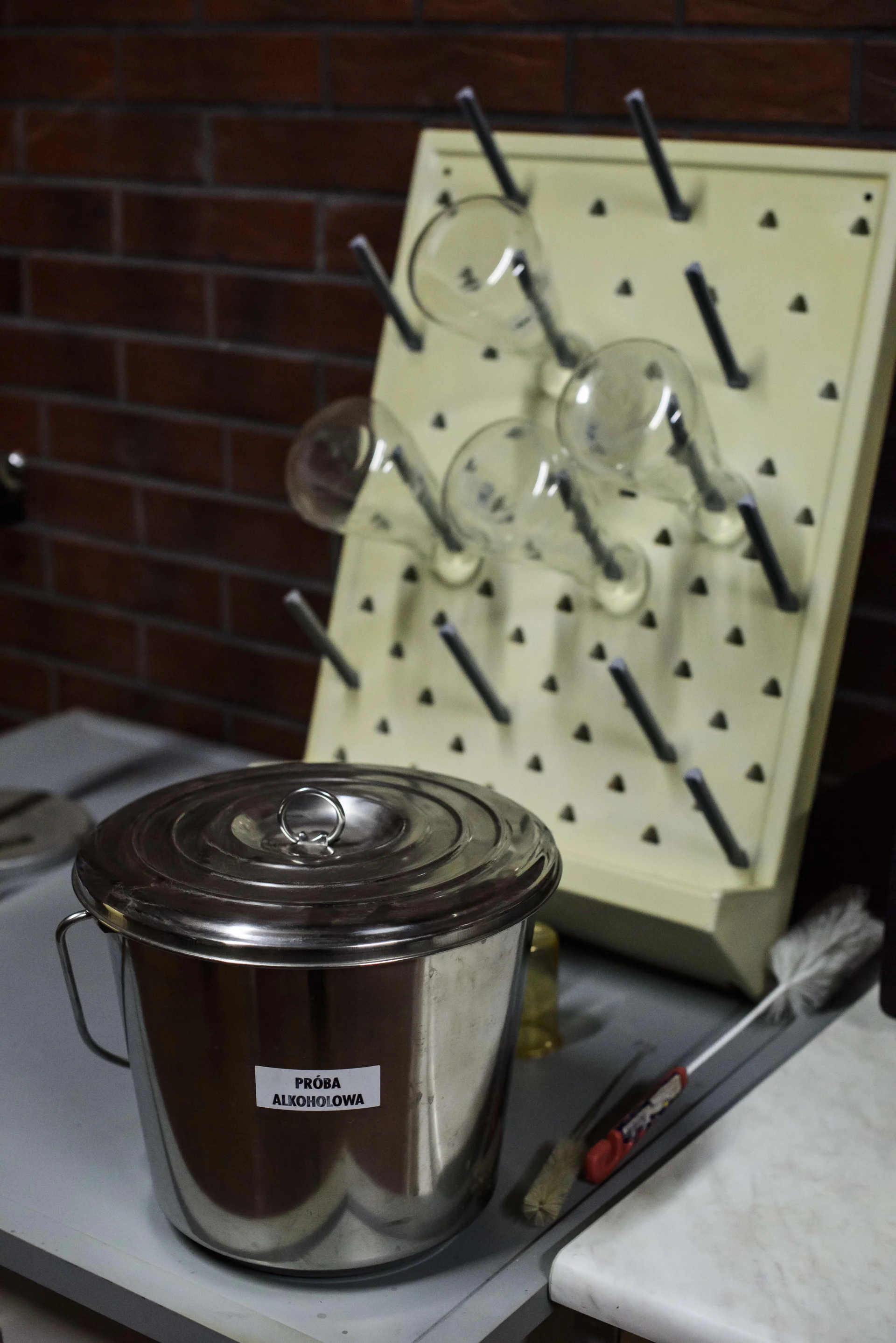 Gorzelniane laboratorium.