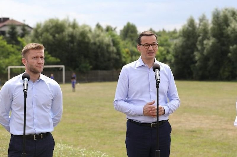 Matusz Morawiecki gościł w Truskolasach, gdzie spotkał się m.in. z Jakubem Błaszczykowskim.