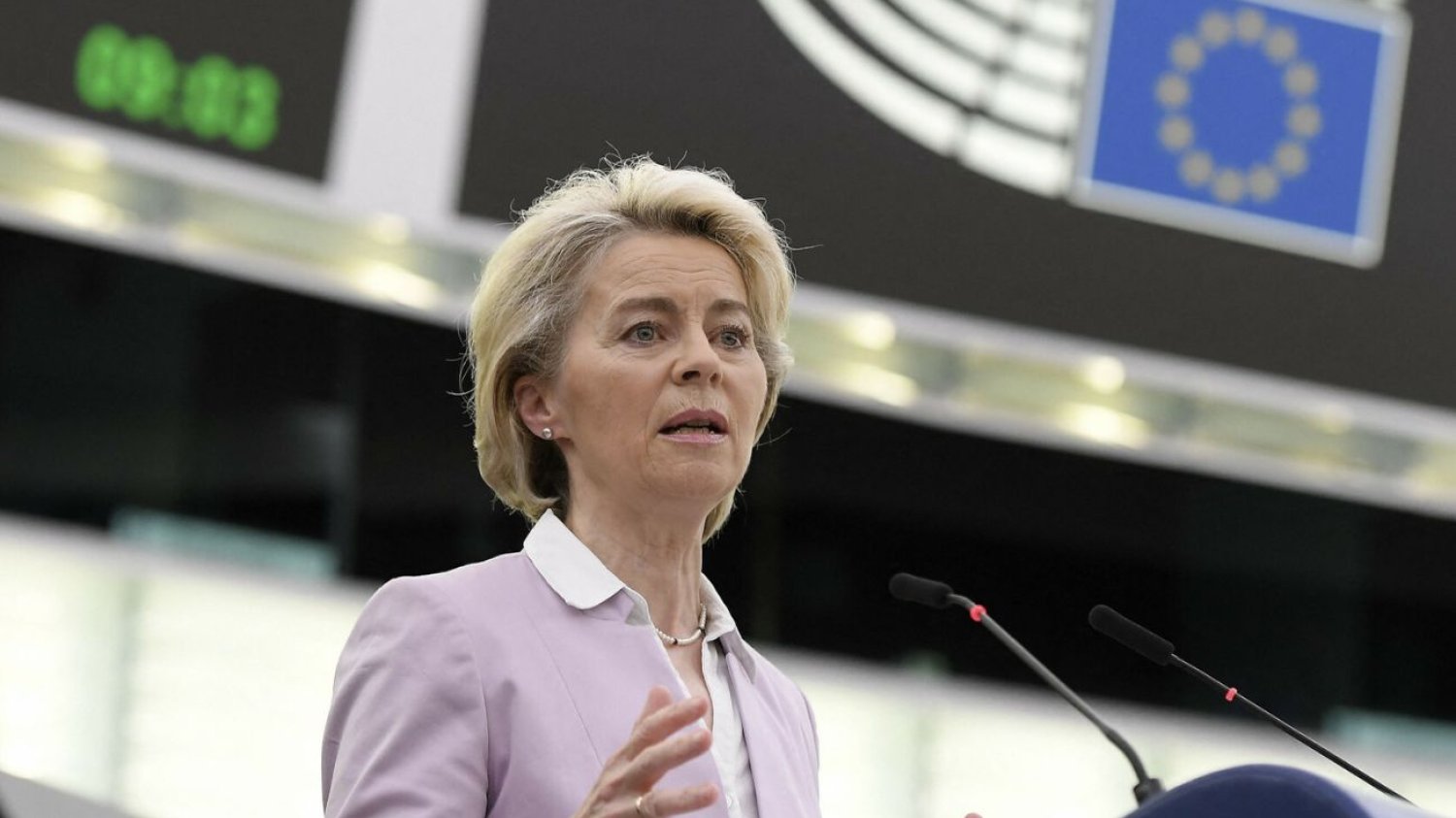 Komisja Europejska potrąciła już 179,5 mln euro (ok. 822 mln zł) z funduszy dla Polski.