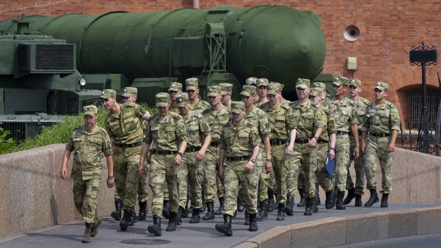 Saakaszwili ostrzega: Putin użyje broni jądrowej. Celem polskie miasto
