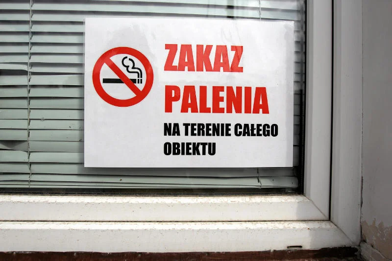 Od pięciu lat funkcjonuje zakaz palenia w miejscach publicznych.