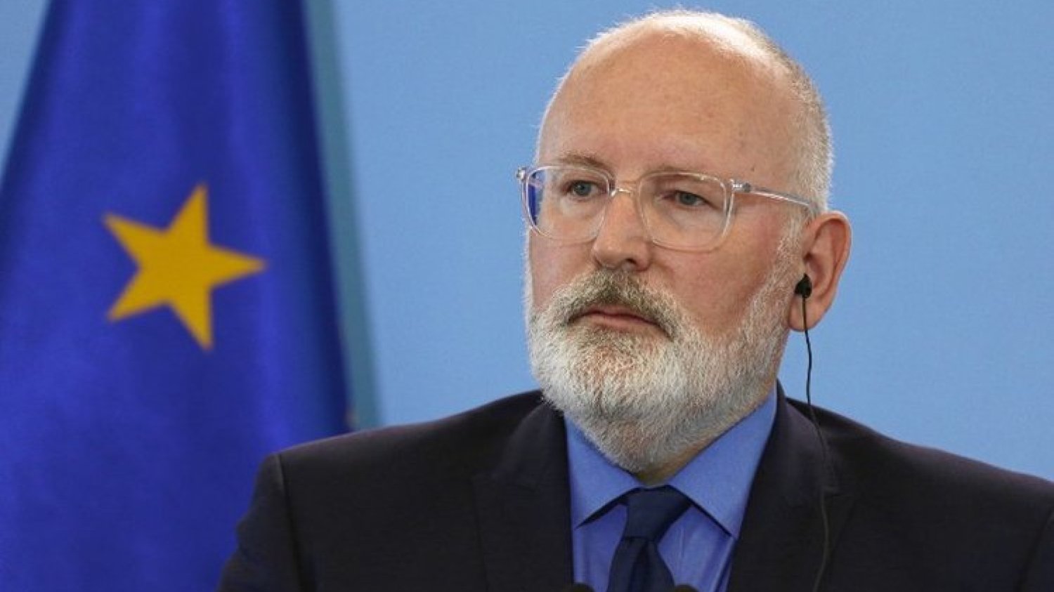 Frans Timmermans sprzeciwia się szerzeniu nienawiści i głoszeniu tezy o ideologii LGBT.