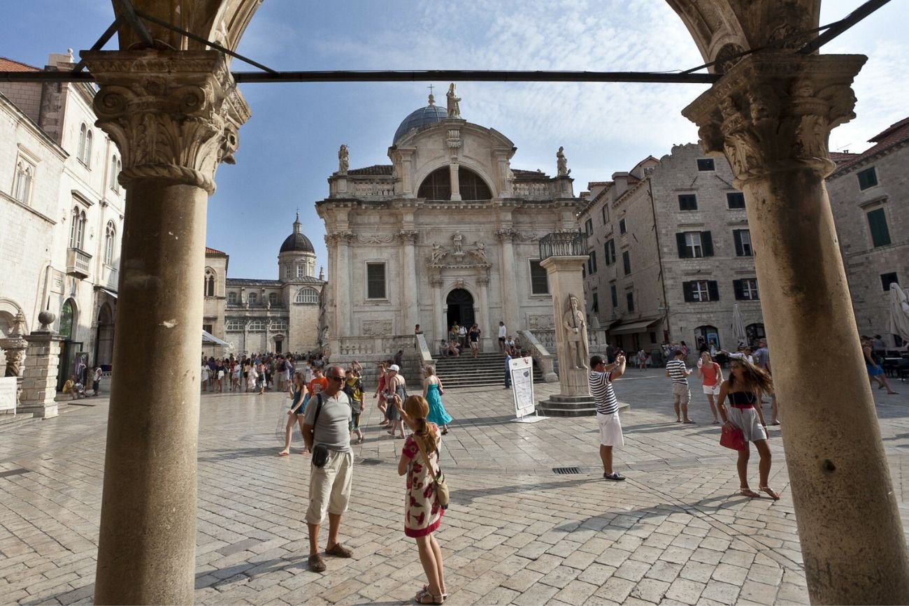 Polacy w majówkę najpewniej znów wybiorą Chorwację. Coraz więcej osób lata tam samolotami