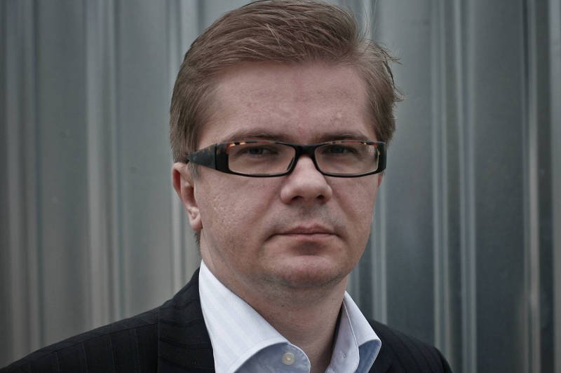 Sylwester Latkowski został nowym redaktorem naczelnym tygodnika "Wprost". Zastąpił na tym stanowisku Michała Koboskę