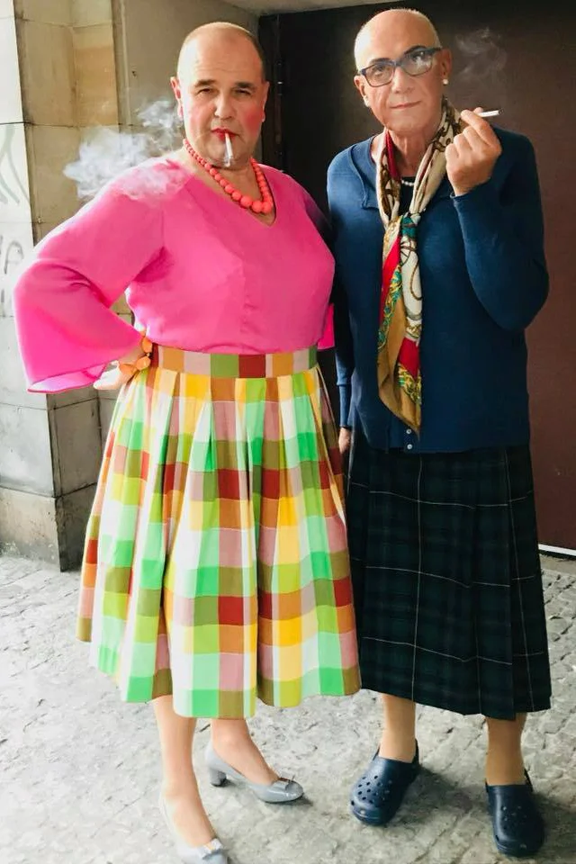 Z Piotrem Machalicą, w seksownych kostiumach z przedstawienia "Casa Valentina"