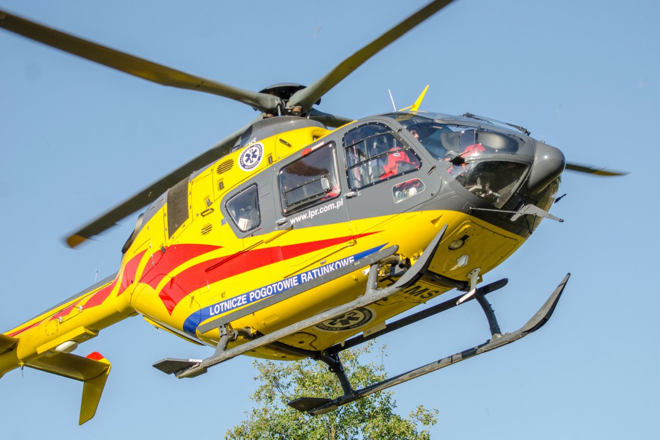 Wypadek w Imielinie. 7-letni chłopiec przygnieciony przez zwój drutu