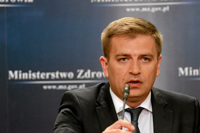 Ministerstwo Zdrowia bezprawnie zwolniło 64-letnią sekretarkę.