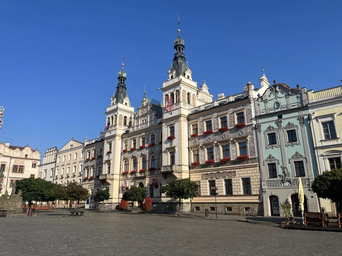 Kraj pardubicki – zabytkowy, pachnący piernikami, tak blisko naszej granicy. Podpowiadamy, dlaczego warto odwiedzić naszych czeskich sąsiadów na weekend i nie tylko.