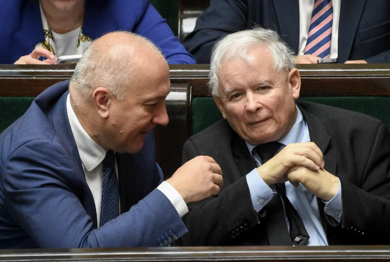 Tak Kaczyński mobilizuje wyborców PiS uchodźcami. "Upadająca kampania".