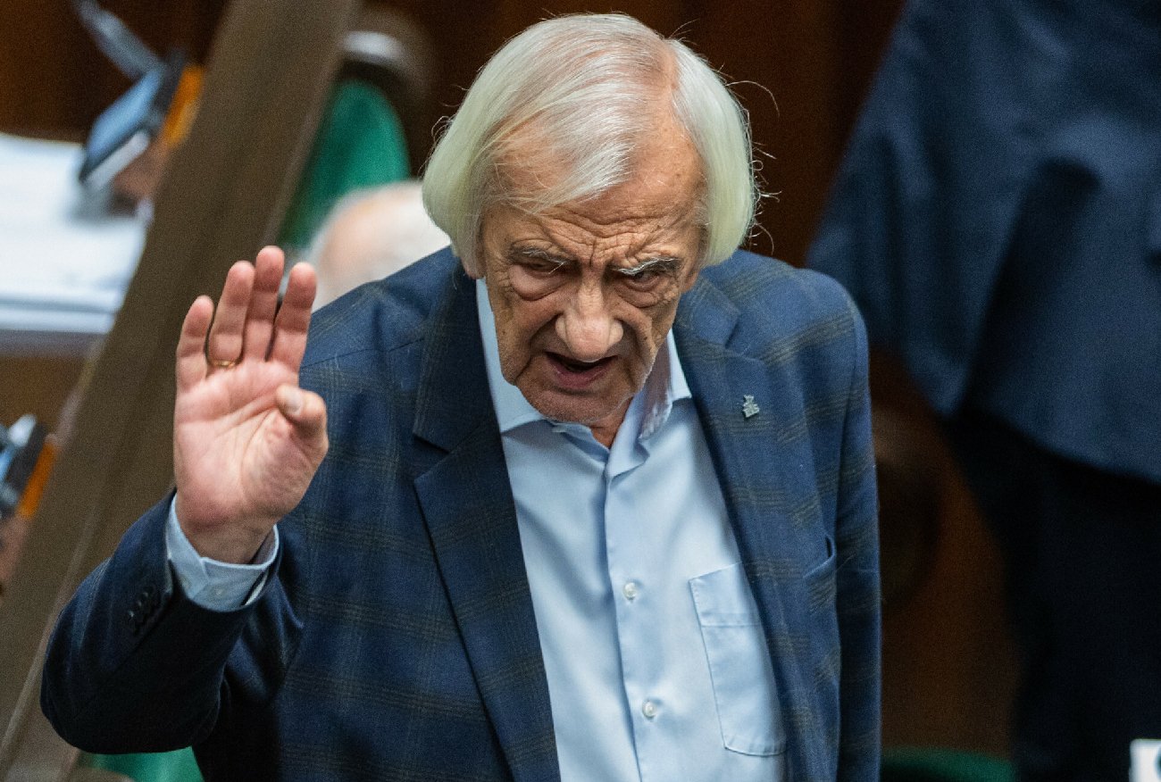 Posłaniec Kaczyńskiego u Szymona Hołowni. "Terlecki przekazał wiadomość".