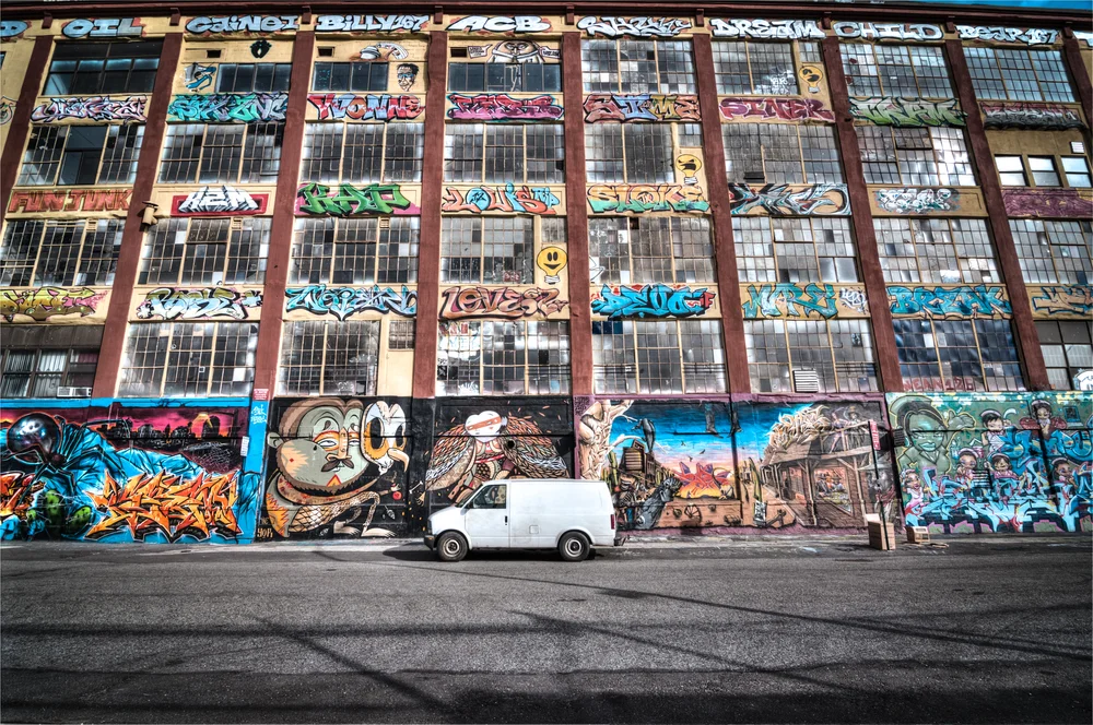 [url=http://shutr.bz/1eAxAqM] 5pointz, Queens [/url]